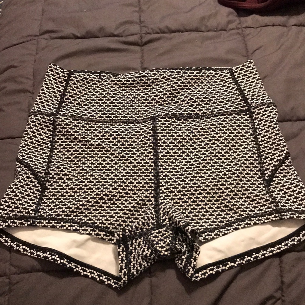Lululemon in movement shorts size 8